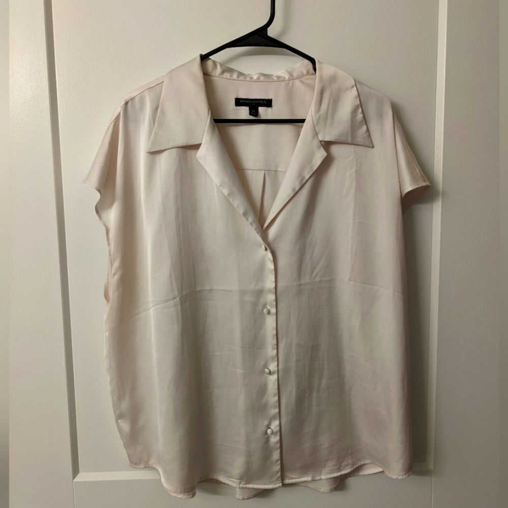 Banana Republic Oversized Short Sleeved Button Down